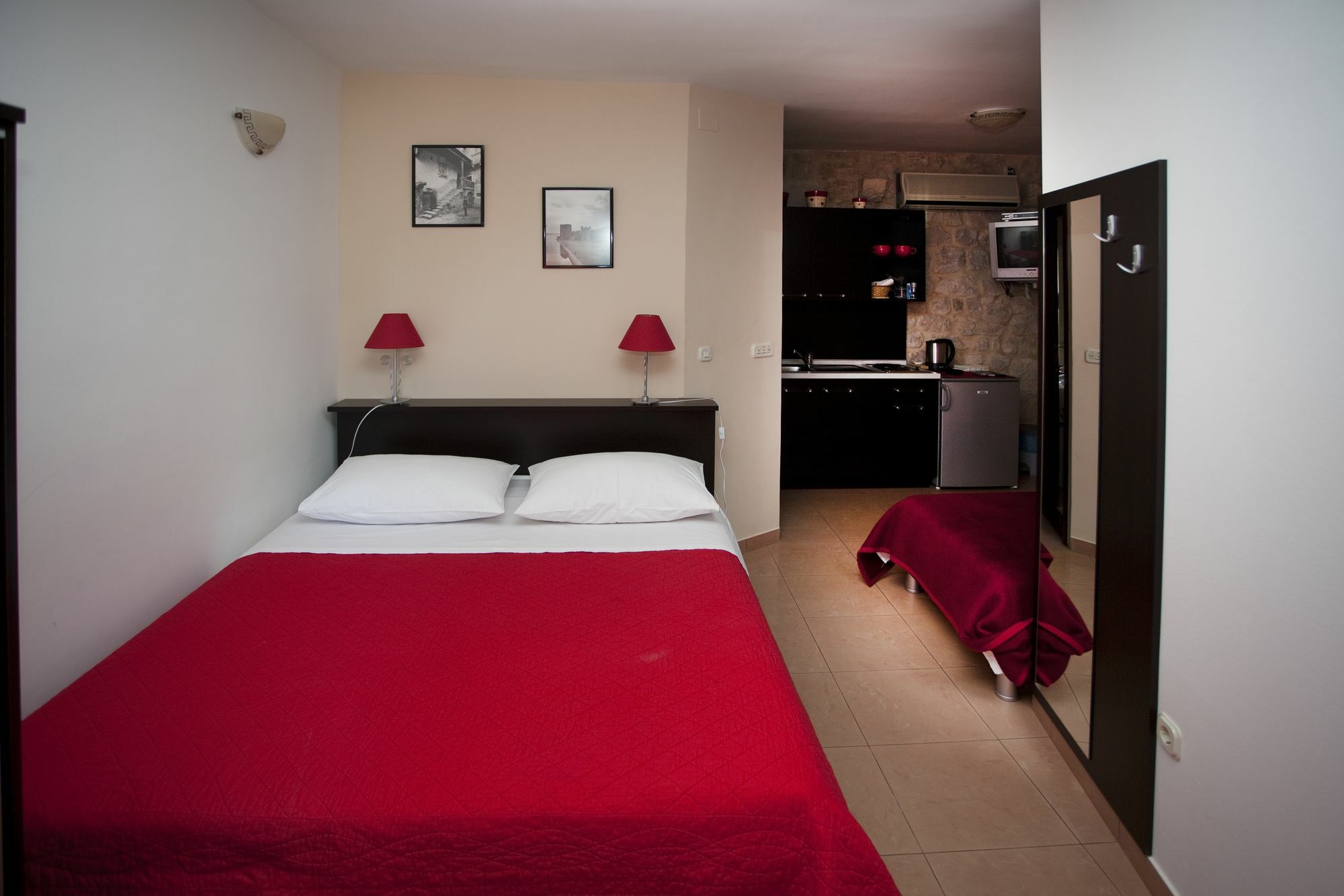 Apartments Riva Трогир Экстерьер фото
